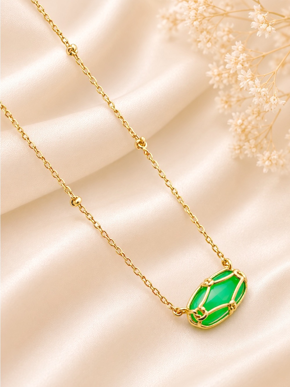 Kendra Scott Elisa Lattice Frame Gold Pendant in mint Green Mother of Pearl - Picture 6 of 8